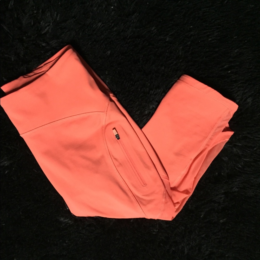Lululemon cropped leggings